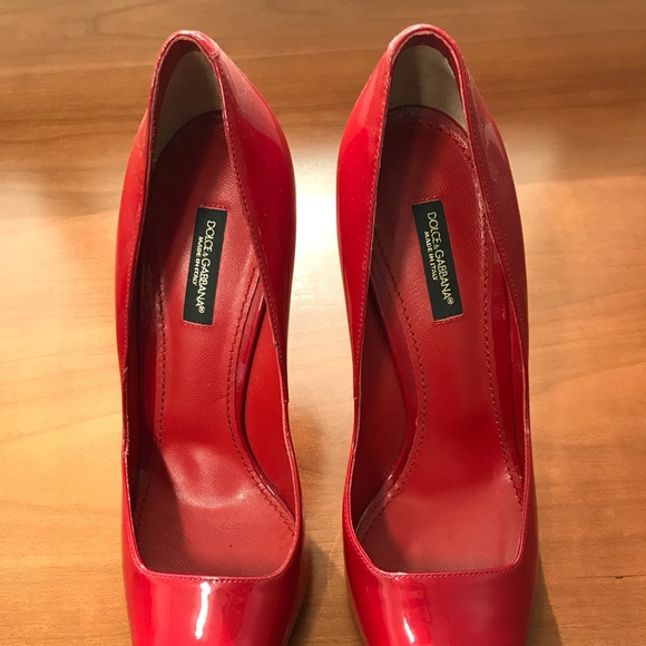 Dolce and Gabbana Shoes - Picture 2 of 8